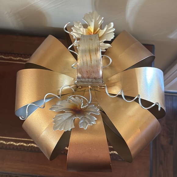 Large Metal Strap Gold & Silver Pumpkin - Picture 3 of 5